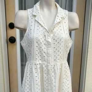 Forever 21 White Eyelet Button Up Dress Size Large